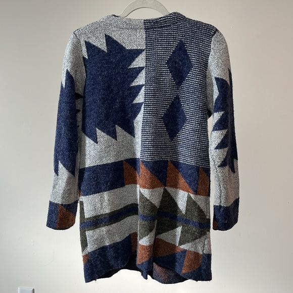 Geometric Tivoli of Ireland Cardigan - Picture 3 of 5